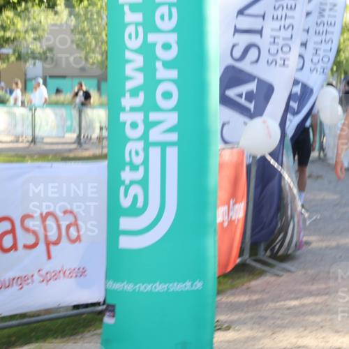 07.09.2025 - 19. Norderstedt Triathlon Luisa Fischer http://msf.ph/oto/8736890 07.09.2025 16:43:07 Ziel 1049, 1075 meine-sportfotos.de