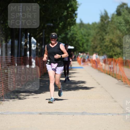 07.09.2025 - 19. Norderstedt Triathlon Michael Strokosch http://msf.ph/oto/8736969 07.09.2025 13:42:59 Laufen 323, 339 meine-sportfotos.de