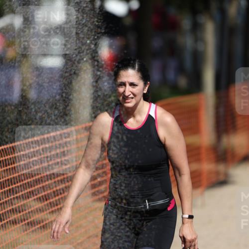 07.09.2025 - 19. Norderstedt Triathlon Michael Strokosch http://msf.ph/oto/8736970 07.09.2025 12:25:16 Laufen 299, 1367, 1380 meine-sportfotos.de