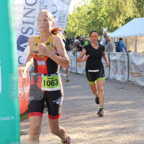 07.09.2025 - 19. Norderstedt Triathlon Luisa Fischer http://msf.ph/oto/8737029 07.09.2025 16:43:26 Ziel 430, 1063, 1422, 1545, 1546, 1586, 1606 meine-sportfotos.de