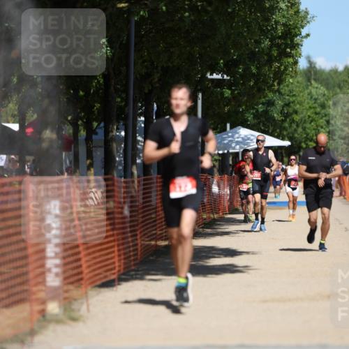 07.09.2025 - 19. Norderstedt Triathlon Michael Strokosch http://msf.ph/oto/8737031 07.09.2025 13:04:21 Laufen 141, 173 meine-sportfotos.de