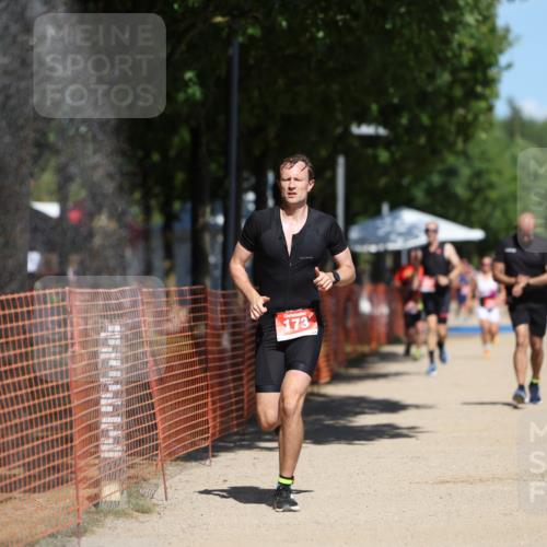 07.09.2025 - 19. Norderstedt Triathlon Michael Strokosch http://msf.ph/oto/8737041 07.09.2025 13:04:21 Laufen 141, 173 meine-sportfotos.de