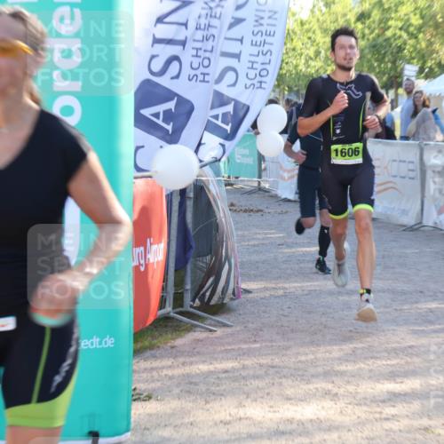 07.09.2025 - 19. Norderstedt Triathlon Luisa Fischer http://msf.ph/oto/8737054 07.09.2025 16:43:29 Ziel 430, 1063, 1422, 1549, 1586, 1606 meine-sportfotos.de