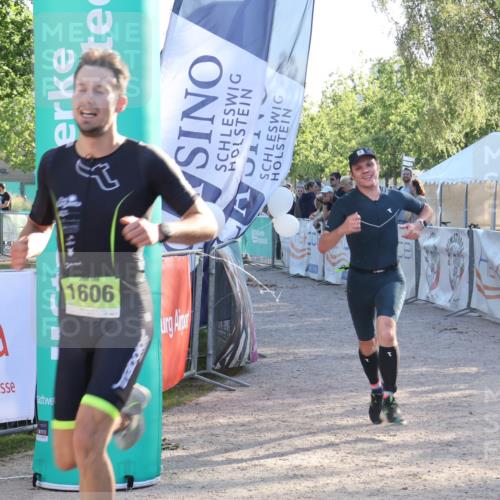 07.09.2025 - 19. Norderstedt Triathlon Luisa Fischer http://msf.ph/oto/8737078 07.09.2025 16:43:30 Ziel 430, 1063, 1422, 1549, 1586, 1606 meine-sportfotos.de