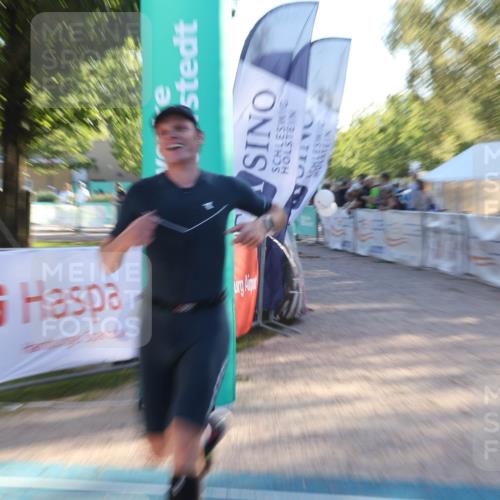 07.09.2025 - 19. Norderstedt Triathlon Luisa Fischer http://msf.ph/oto/8737097 07.09.2025 16:43:32 Ziel 1063, 1422, 1549, 1606, 1630 meine-sportfotos.de