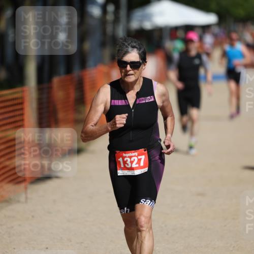 07.09.2025 - 19. Norderstedt Triathlon Michael Strokosch http://msf.ph/oto/8737099 07.09.2025 12:25:26 Laufen 136, 727, 1327 meine-sportfotos.de