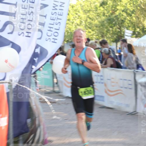07.09.2025 - 19. Norderstedt Triathlon Luisa Fischer http://msf.ph/oto/8737105 07.09.2025 16:43:35 Ziel 1549, 1577, 1606, 1630 meine-sportfotos.de