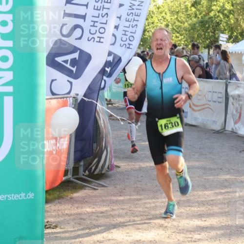 07.09.2025 - 19. Norderstedt Triathlon Luisa Fischer http://msf.ph/oto/8737116 07.09.2025 16:43:35 Ziel 1549, 1577, 1606, 1630 meine-sportfotos.de