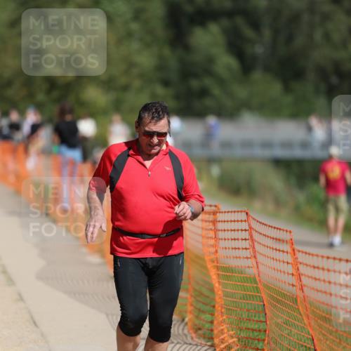 07.09.2025 - 19. Norderstedt Triathlon Michael Strokosch http://msf.ph/oto/8737123 07.09.2025 12:25:29 Laufen 136, 727, 793, 1327 meine-sportfotos.de