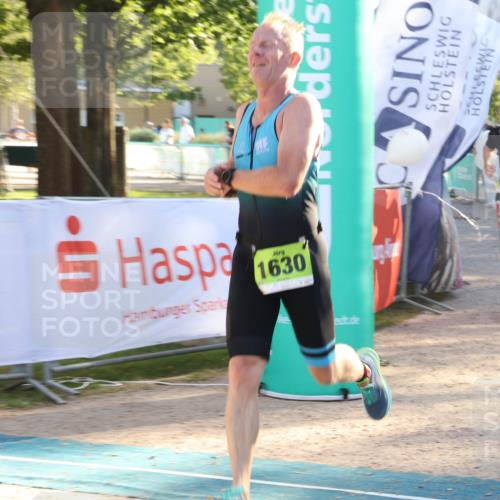 07.09.2025 - 19. Norderstedt Triathlon Luisa Fischer http://msf.ph/oto/8737137 07.09.2025 16:43:37 Ziel 1549, 1577, 1606, 1630 meine-sportfotos.de