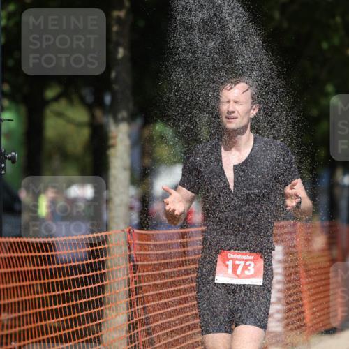 07.09.2025 - 19. Norderstedt Triathlon Michael Strokosch http://msf.ph/oto/8737141 07.09.2025 13:04:23 Laufen 141, 173, 1297 meine-sportfotos.de