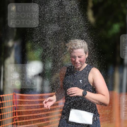 07.09.2025 - 19. Norderstedt Triathlon Michael Strokosch http://msf.ph/oto/8737143 07.09.2025 11:48:37 Laufen 1341 meine-sportfotos.de