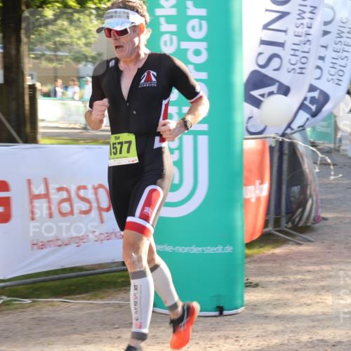 07.09.2025 - 19. Norderstedt Triathlon Luisa Fischer http://msf.ph/oto/8737155 07.09.2025 16:43:38 Ziel 1549, 1577, 1630 meine-sportfotos.de