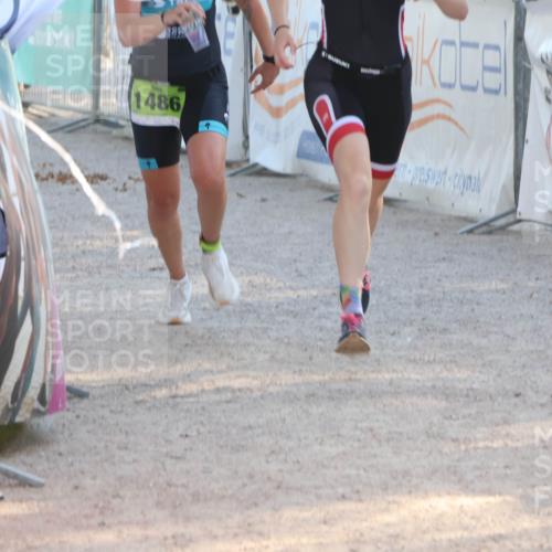 07.09.2025 - 19. Norderstedt Triathlon Luisa Fischer http://msf.ph/oto/8737173 07.09.2025 16:43:41 Ziel 1097, 1486, 1577, 1630 meine-sportfotos.de