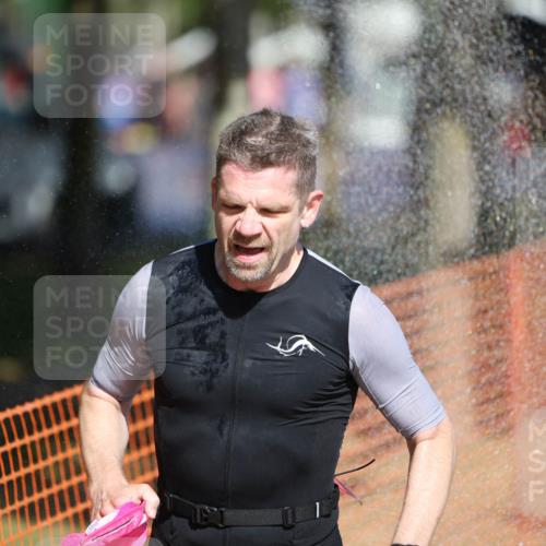 07.09.2025 - 19. Norderstedt Triathlon Michael Strokosch http://msf.ph/oto/8737184 07.09.2025 12:25:32 Laufen 136, 727, 793 meine-sportfotos.de