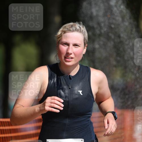 07.09.2025 - 19. Norderstedt Triathlon Michael Strokosch http://msf.ph/oto/8737187 07.09.2025 11:48:38 Laufen 231, 1341 meine-sportfotos.de