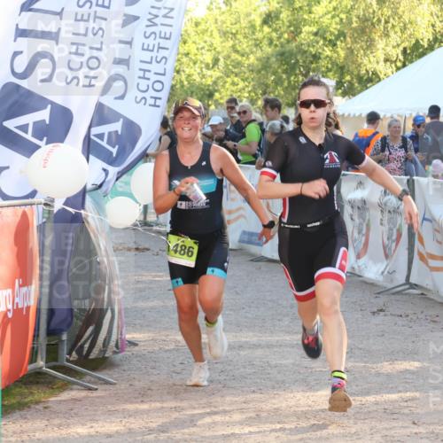 07.09.2025 - 19. Norderstedt Triathlon Luisa Fischer http://msf.ph/oto/8737199 07.09.2025 16:43:42 Ziel 1097, 1486, 1577, 1630 meine-sportfotos.de