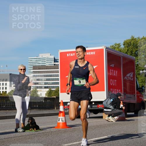 07.09.2025 - BARMER Alsterlauf Yannick Fuchs http://msf.ph/oto/8737203 07.09.2025 09:23:01 Laufen 9 meine-sportfotos.de