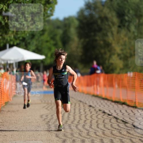 07.09.2025 - 19. Norderstedt Triathlon Michael Strokosch http://msf.ph/oto/8737234 07.09.2025 09:11:33 Laufen 1, 53 meine-sportfotos.de