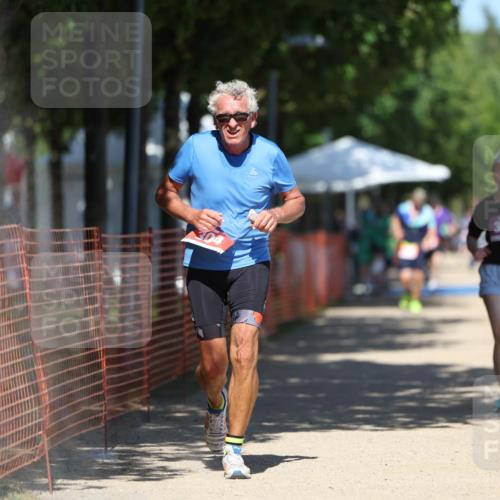 07.09.2025 - 19. Norderstedt Triathlon Michael Strokosch http://msf.ph/oto/8737270 07.09.2025 13:44:11 Laufen 304, 354 meine-sportfotos.de