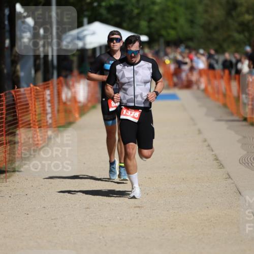 07.09.2025 - 19. Norderstedt Triathlon Michael Strokosch http://msf.ph/oto/8737273 07.09.2025 12:25:47 Laufen 824, 1378 meine-sportfotos.de