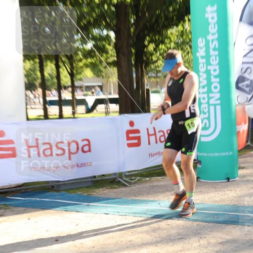 07.09.2025 - 19. Norderstedt Triathlon Luisa Fischer http://msf.ph/oto/8737287 07.09.2025 16:43:49 Ziel 1097, 1486, 1555 meine-sportfotos.de