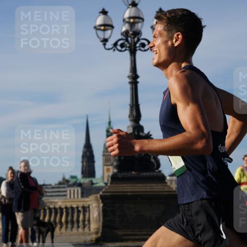 07.09.2025 - BARMER Alsterlauf Yannick Fuchs http://msf.ph/oto/8737295 07.09.2025 09:23:02 Laufen  meine-sportfotos.de