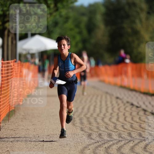 07.09.2025 - 19. Norderstedt Triathlon Michael Strokosch http://msf.ph/oto/8737327 07.09.2025 09:11:38 Laufen 1, 53 meine-sportfotos.de