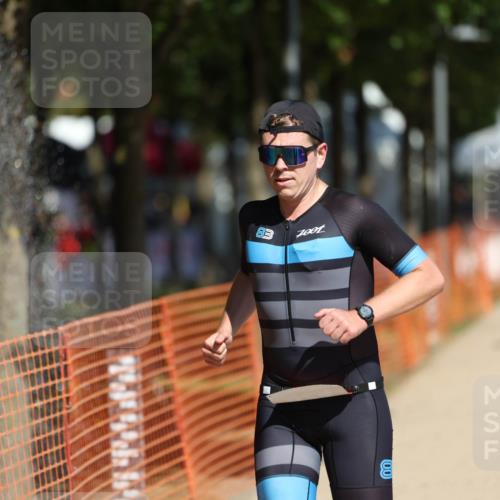 07.09.2025 - 19. Norderstedt Triathlon Michael Strokosch http://msf.ph/oto/8737334 07.09.2025 12:25:51 Laufen 699, 824, 1378 meine-sportfotos.de