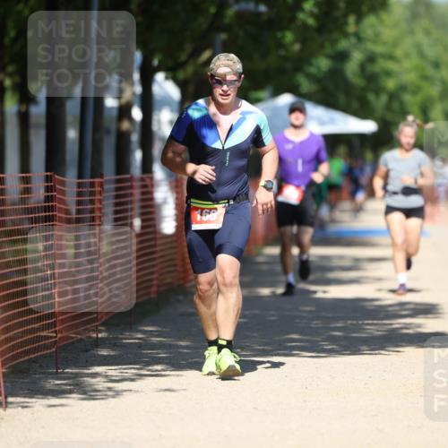 07.09.2025 - 19. Norderstedt Triathlon Michael Strokosch http://msf.ph/oto/8737335 07.09.2025 13:44:24 Laufen 166, 298, 314 meine-sportfotos.de