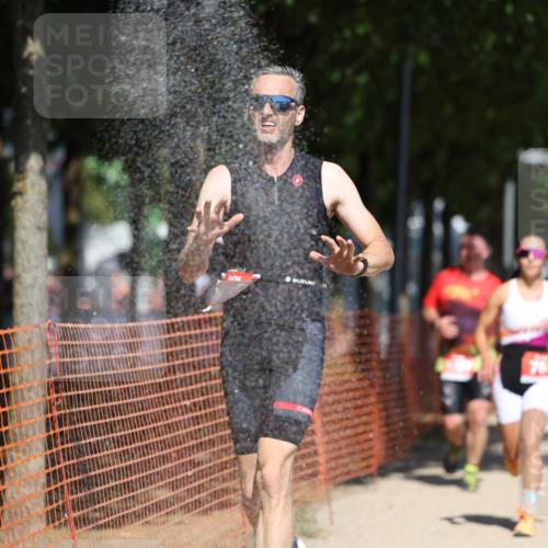 07.09.2025 - 19. Norderstedt Triathlon Michael Strokosch http://msf.ph/oto/8737336 07.09.2025 13:04:30 Laufen 141, 767, 1297, 1307 meine-sportfotos.de