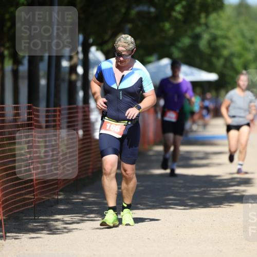 07.09.2025 - 19. Norderstedt Triathlon Michael Strokosch http://msf.ph/oto/8737355 07.09.2025 13:44:24 Laufen 166, 298, 314 meine-sportfotos.de
