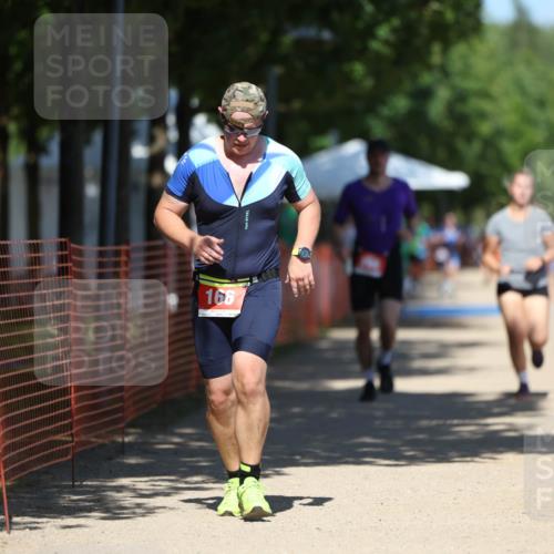 07.09.2025 - 19. Norderstedt Triathlon Michael Strokosch http://msf.ph/oto/8737373 07.09.2025 13:44:25 Laufen 166, 298, 314 meine-sportfotos.de