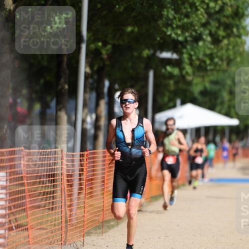 07.09.2025 - 19. Norderstedt Triathlon Michael Strokosch http://msf.ph/oto/8737377 07.09.2025 11:48:58 Laufen 196, 1171, 1394 meine-sportfotos.de