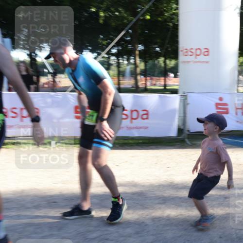 07.09.2025 - 19. Norderstedt Triathlon Luisa Fischer http://msf.ph/oto/8737389 07.09.2025 16:44:03 Ziel 1631 meine-sportfotos.de