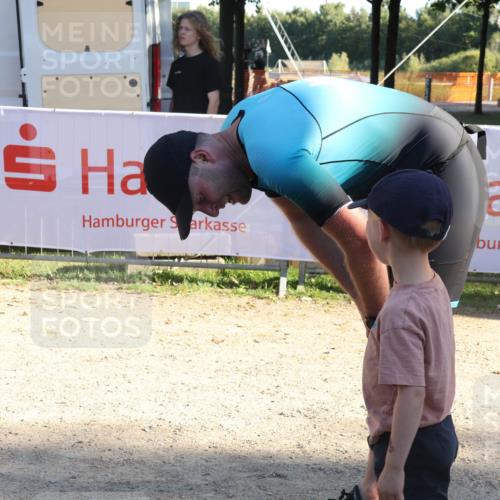 07.09.2025 - 19. Norderstedt Triathlon Luisa Fischer http://msf.ph/oto/8737409 07.09.2025 16:44:06 Ziel 1631 meine-sportfotos.de