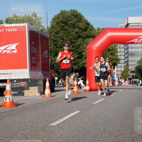 07.09.2025 - BARMER Alsterlauf Yannick Fuchs http://msf.ph/oto/8737422 07.09.2025 09:23:51 Laufen 15, 4969 meine-sportfotos.de