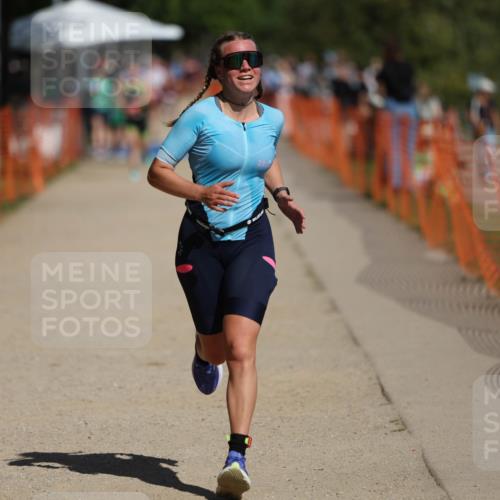 07.09.2025 - 19. Norderstedt Triathlon Michael Strokosch http://msf.ph/oto/8737426 07.09.2025 12:25:58 Laufen 699 meine-sportfotos.de