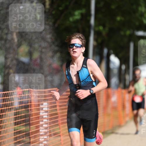 07.09.2025 - 19. Norderstedt Triathlon Michael Strokosch http://msf.ph/oto/8737427 07.09.2025 11:49:00 Laufen 196, 1171, 1355, 1394 meine-sportfotos.de