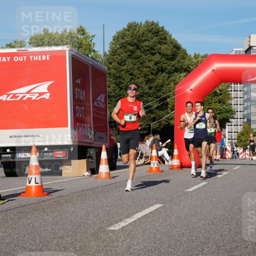 07.09.2025 - BARMER Alsterlauf Yannick Fuchs http://msf.ph/oto/8737433 07.09.2025 09:23:51 Laufen 6, 496 meine-sportfotos.de