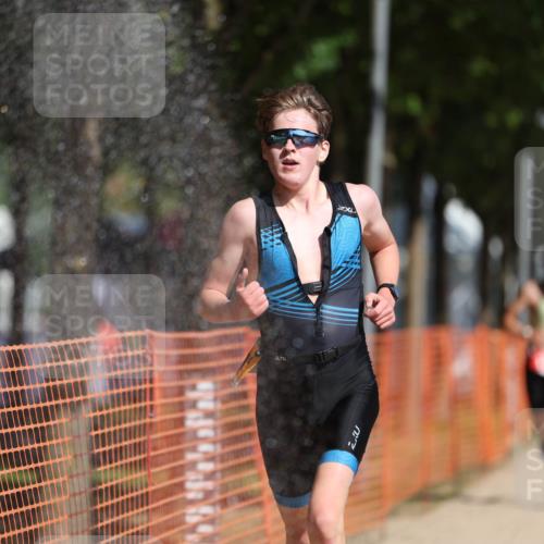 07.09.2025 - 19. Norderstedt Triathlon Michael Strokosch http://msf.ph/oto/8737434 07.09.2025 11:49:00 Laufen 196, 1171, 1355, 1394 meine-sportfotos.de