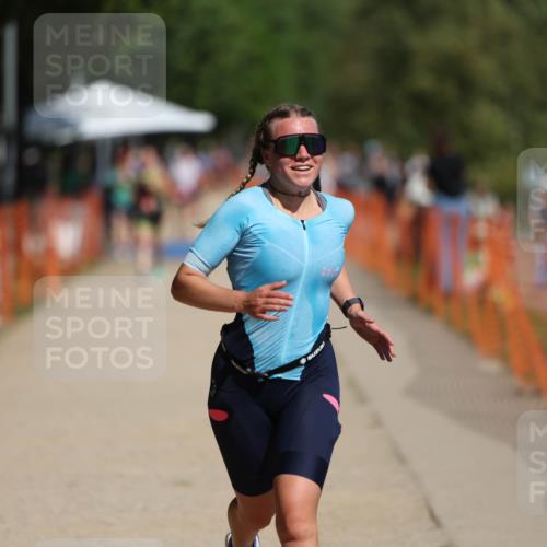 07.09.2025 - 19. Norderstedt Triathlon Michael Strokosch http://msf.ph/oto/8737443 07.09.2025 12:25:59 Laufen 699 meine-sportfotos.de