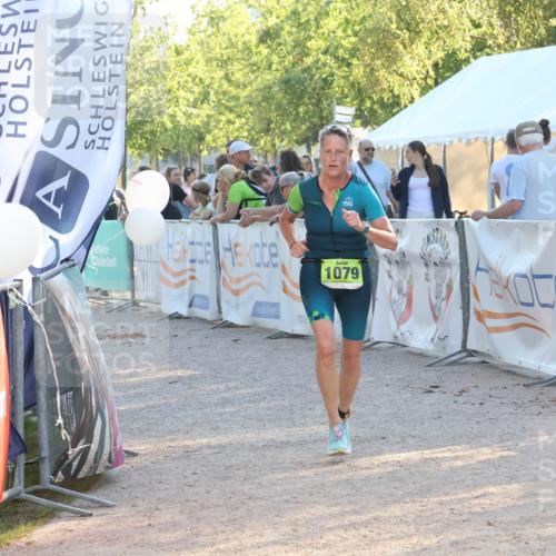07.09.2025 - 19. Norderstedt Triathlon Luisa Fischer http://msf.ph/oto/8737448 07.09.2025 16:44:19 Ziel 1079 meine-sportfotos.de