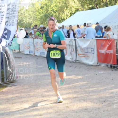 07.09.2025 - 19. Norderstedt Triathlon Luisa Fischer http://msf.ph/oto/8737471 07.09.2025 16:44:20 Ziel 1079 meine-sportfotos.de