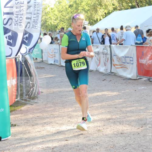 07.09.2025 - 19. Norderstedt Triathlon Luisa Fischer http://msf.ph/oto/8737475 07.09.2025 16:44:20 Ziel 1079 meine-sportfotos.de