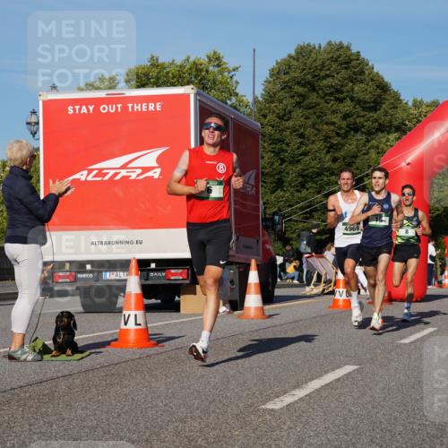 07.09.2025 - BARMER Alsterlauf Yannick Fuchs http://msf.ph/oto/8737477 07.09.2025 09:23:52 Laufen 4969 meine-sportfotos.de