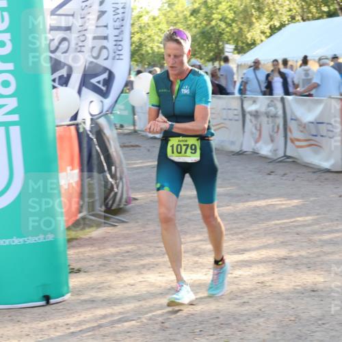 07.09.2025 - 19. Norderstedt Triathlon Luisa Fischer http://msf.ph/oto/8737478 07.09.2025 16:44:21 Ziel 1079 meine-sportfotos.de