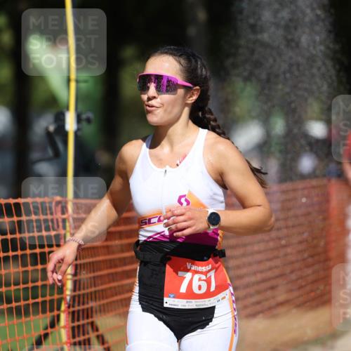 07.09.2025 - 19. Norderstedt Triathlon Michael Strokosch http://msf.ph/oto/8737480 07.09.2025 13:04:33 Laufen 141, 767, 1297, 1307 meine-sportfotos.de