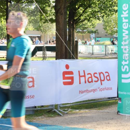 07.09.2025 - 19. Norderstedt Triathlon Luisa Fischer http://msf.ph/oto/8737501 07.09.2025 16:44:22 Ziel 1079 meine-sportfotos.de