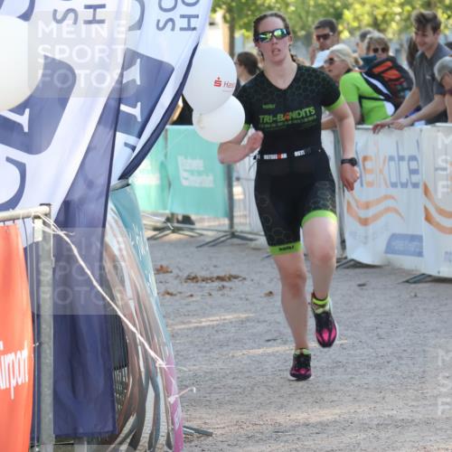 07.09.2025 - 19. Norderstedt Triathlon Luisa Fischer http://msf.ph/oto/8737508 07.09.2025 16:45:04 Ziel 1082 meine-sportfotos.de